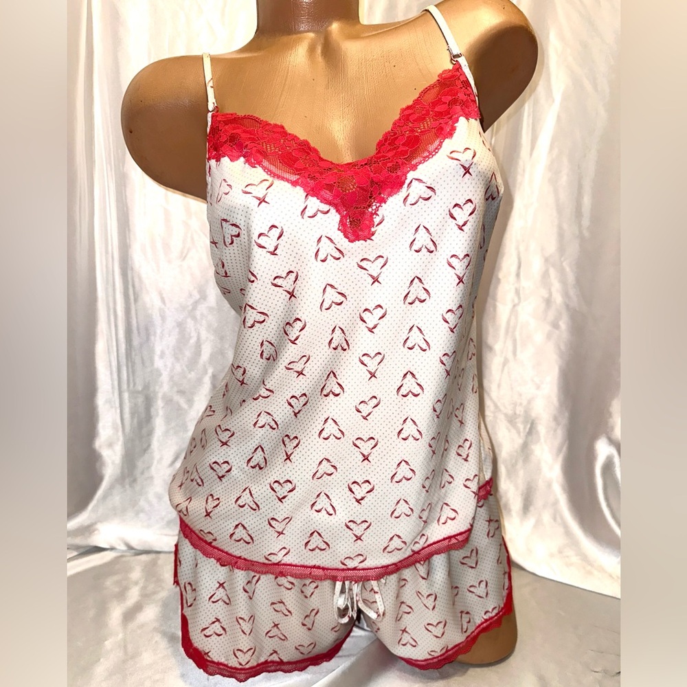 Victoria’s Secret silky tank & shorts pajama set red lace & hearts NWT large